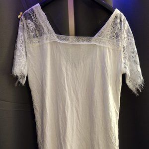 Vici Blouse - Size Small